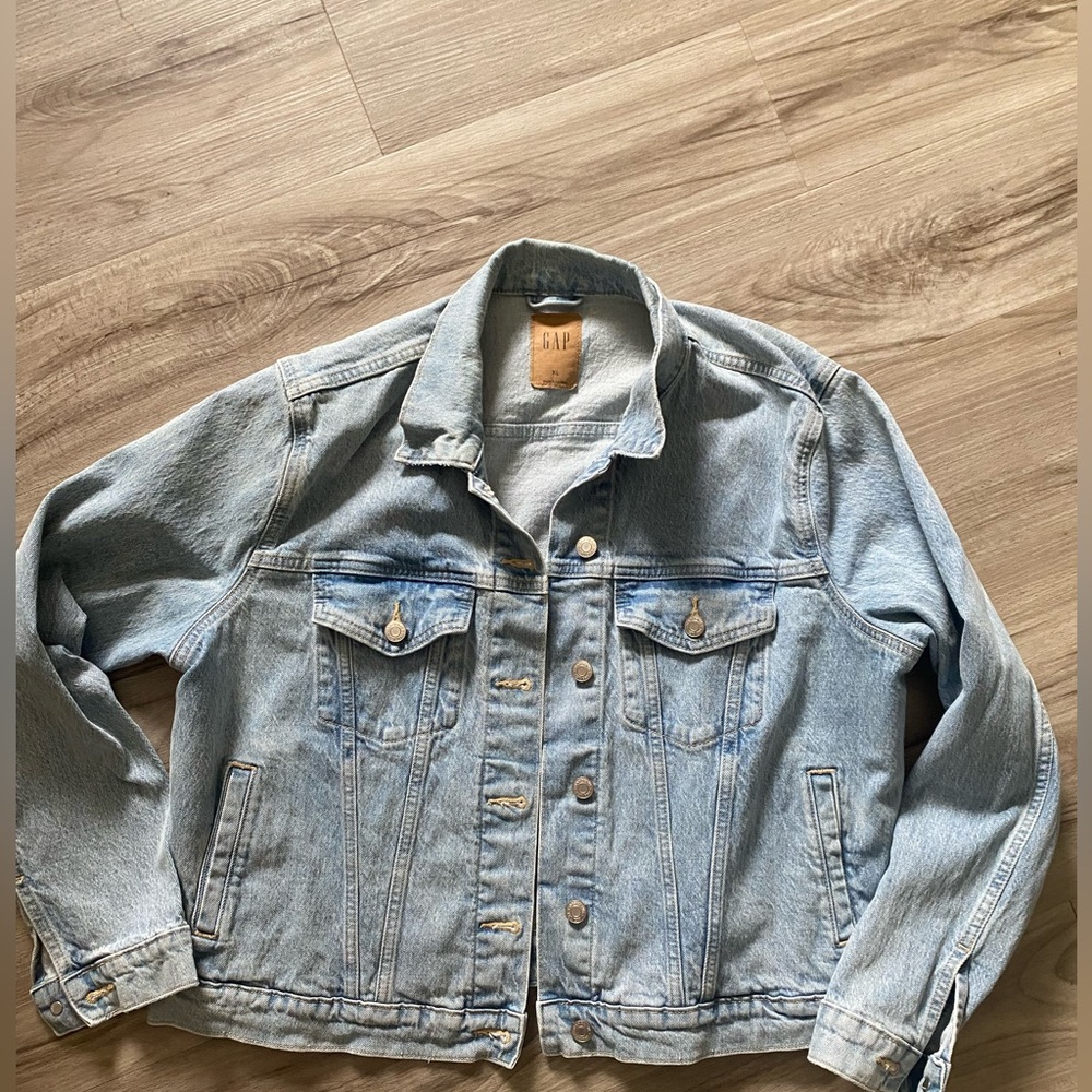 Gap icon Denim Jacket with Washwell